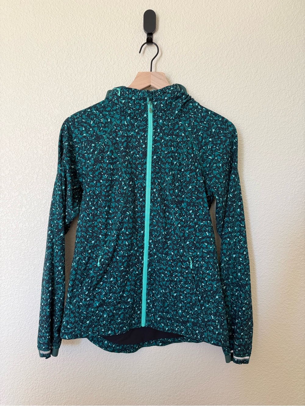 Teal Printed Women's Lululemon Zip-Up Jacket